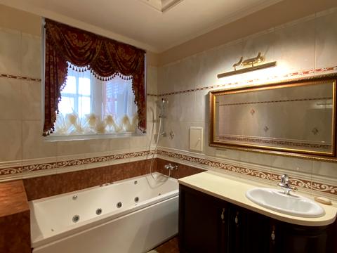 квартира по адресу Леси Украинки бульв., 23-А