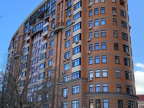 квартира по адресу Леси Украинки бульв., 23-А