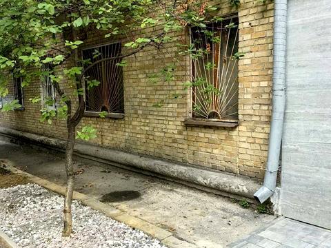 комерційна за адресою Німанська вул., 5