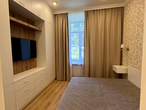 квартира за адресою Тарасівська вул., 8