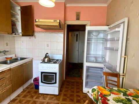 кімната за адресою Гната Хоткевича вул., 20