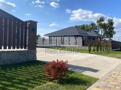 будинок за адресою Лугова