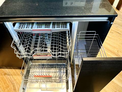 квартира по адресу Алексея Вадатурского ул. (Маршала Малиновского), 16б