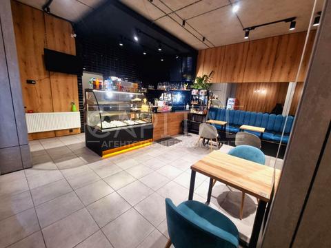 комерційна за адресою Миру вул., 2-А