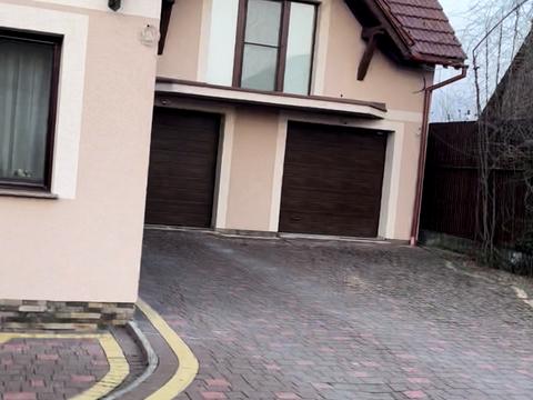 будинок за адресою Гойди 12