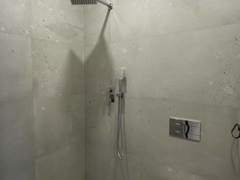 будинок за адресою Грушевського вул.