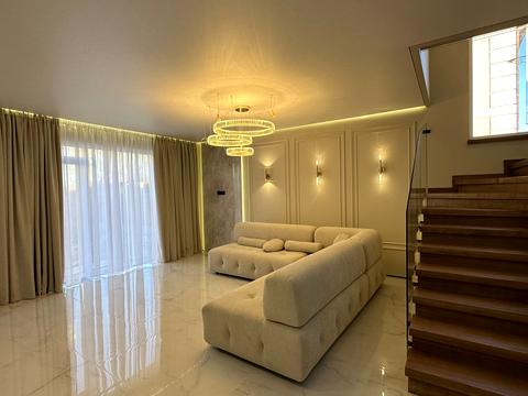 будинок за адресою Грушевського вул.