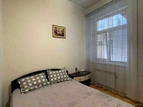 квартира за адресою Пантелеймона Куліша вул., 33