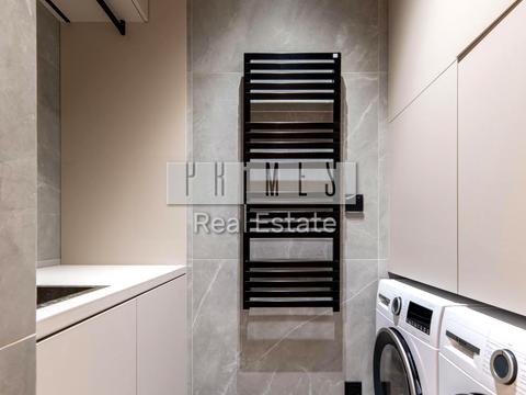 квартира по адресу Андрея Верхогляда ул. (Михайла Драгомирова), 17-Б