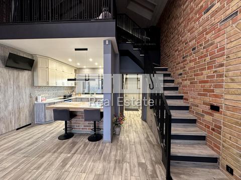 дом по адресу Виктора Швеца ул. (Шляхова)