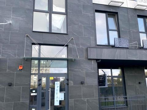 комерційна за адресою Святослава Хороброго вул., 11-Б