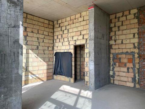 комерційна за адресою Святослава Хороброго вул., 11-Б