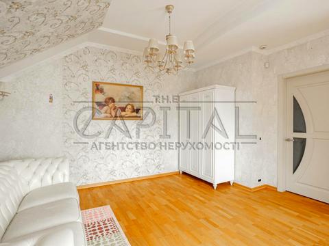 будинок за адресою Авіаторів, 1