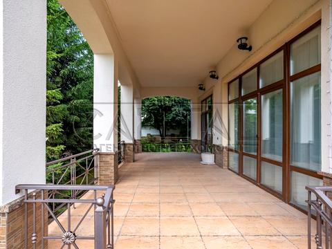 будинок за адресою Авіаторів, 1