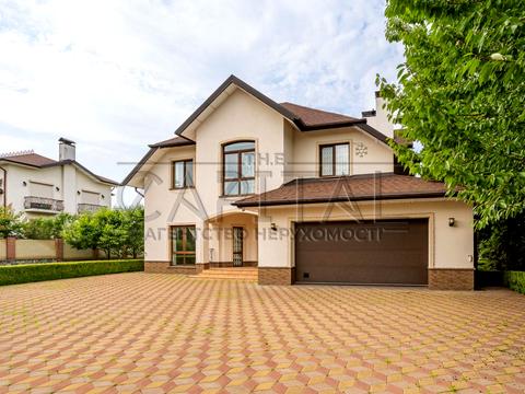 будинок за адресою Авіаторів, 1