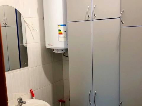 комерційна за адресою Свободи просп., 62