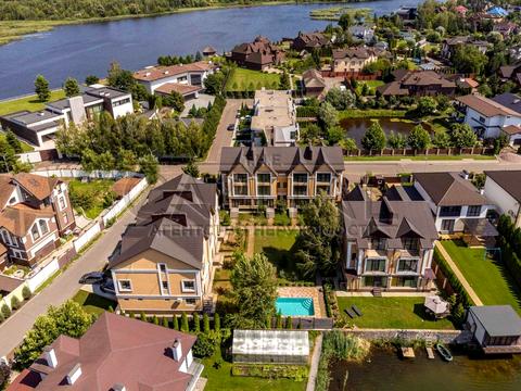 дом по адресу Паевая ул.