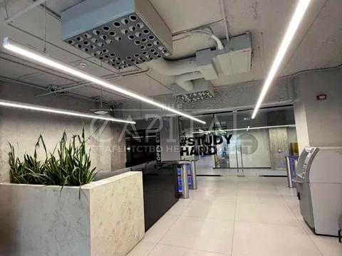 комерційна за адресою Зоологічна вул., 5