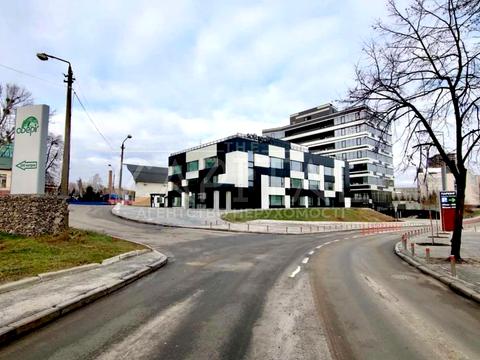 комерційна за адресою Зоологічна вул., 5