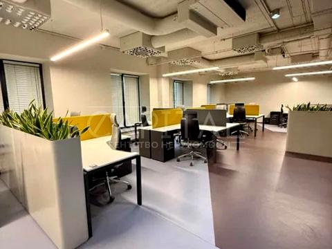 комерційна за адресою Зоологічна вул., 5