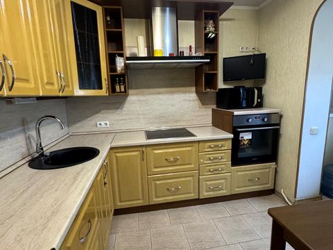 квартира за адресою Героїв Маріуполя вул. (Маршала Якубовського), 5