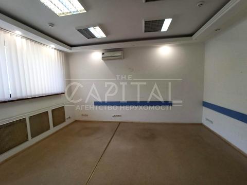 комерційна за адресою Антоновича вул. (Горького), 155