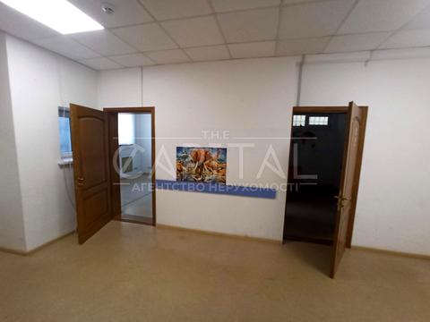 комерційна за адресою Антоновича вул. (Горького), 155