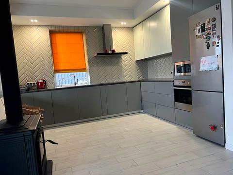 будинок за адресою Амосова вул.