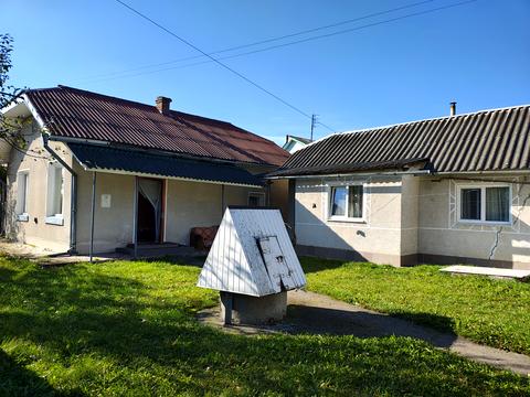 дом по адресу Центральна