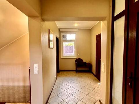 будинок за адресою круторгіна, 52