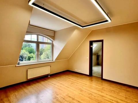 будинок за адресою круторгіна, 52