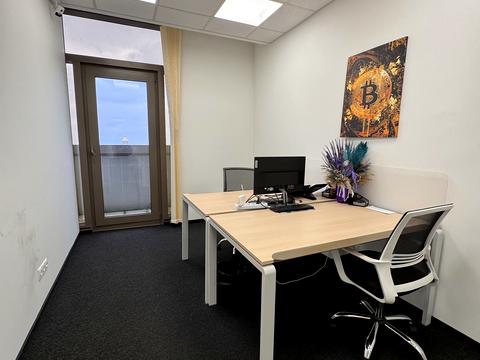 комерційна за адресою Богдана Хмельницького вул., 17/52А