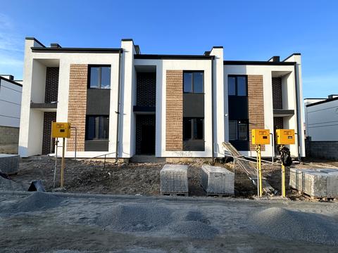 дом по адресу Кулика і Гудачека ул. (Макарова)