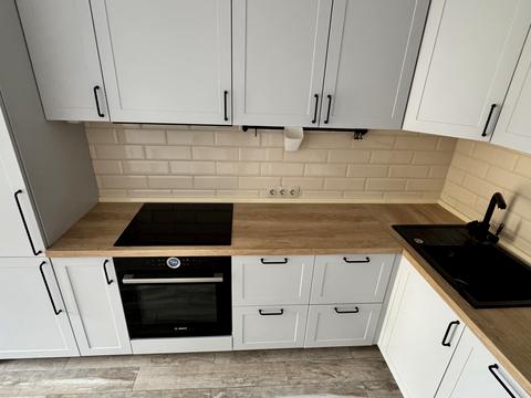 квартира за адресою Регенераторна вул., 4 к7