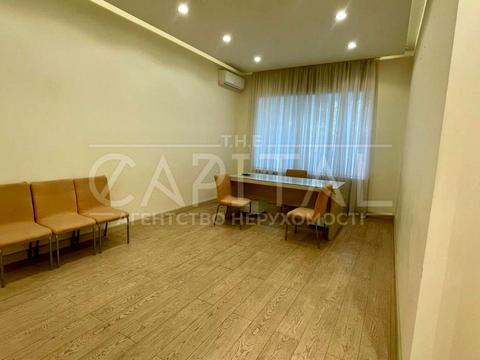 комерційна за адресою Печенізька вул., 16