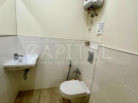 комерційна за адресою Печенізька вул., 16