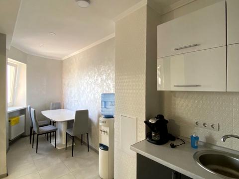 комерційна за адресою Академіка Палладіна просп., 25