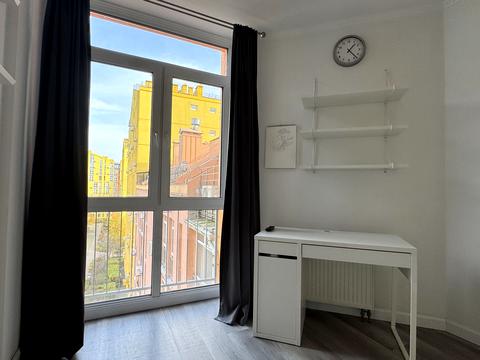 квартира за адресою Регенераторна вул., 4 к7