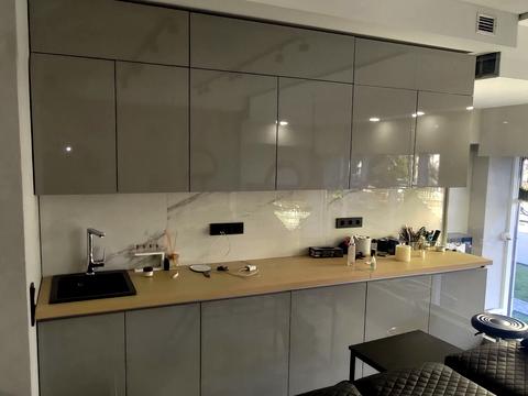 коммерческая по адресу Ивана Пулюя ул., 40