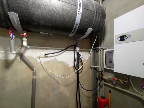 коммерческая по адресу Ивана Пулюя ул., 40