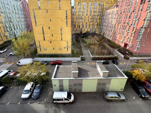 квартира за адресою Регенераторна вул., 4 к7