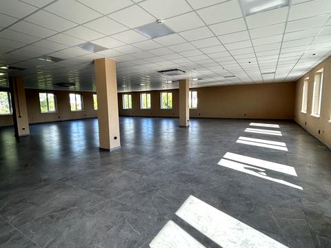 комерційна за адресою Івана Сірка вул., 11б