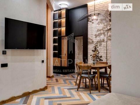 квартира за адресою Михайлівська вул., 6