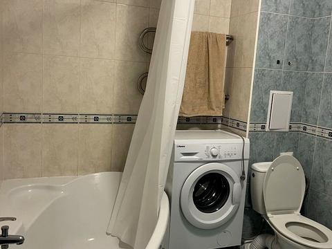 квартира за адресою Велика Васильківська вул. (Червоноармійська), 145/1