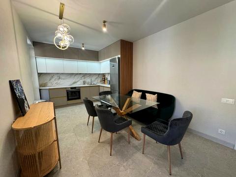 квартира за адресою Льва Ландау просп. (50-річчя СРСР), 52