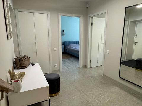 квартира за адресою Льва Ландау просп. (50-річчя СРСР), 52