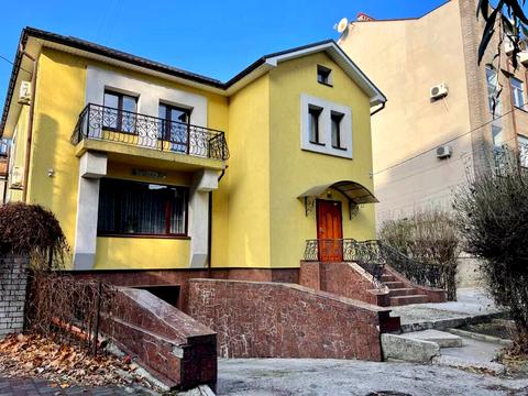 дом по адресу Владимира Моссаковского ул. (Клари Цеткін), 30