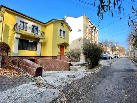 дом по адресу Владимира Моссаковского ул. (Клари Цеткін), 30