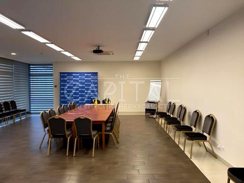 комерційна за адресою Федора Ернста вул., 36