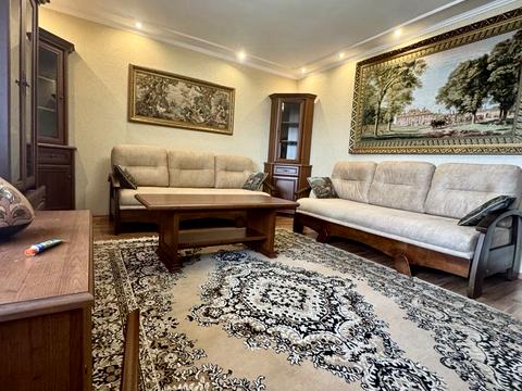 квартира за адресою Тополина вул., 18